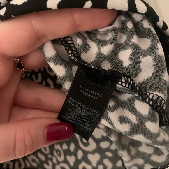 White House Black Market Cheetah Top - Picture 5 of 6